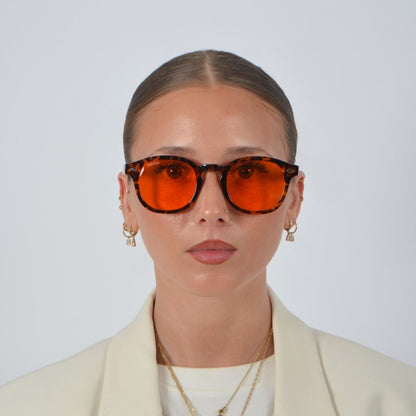 SAINT-TROPEZ TORTOISE / ORANGE